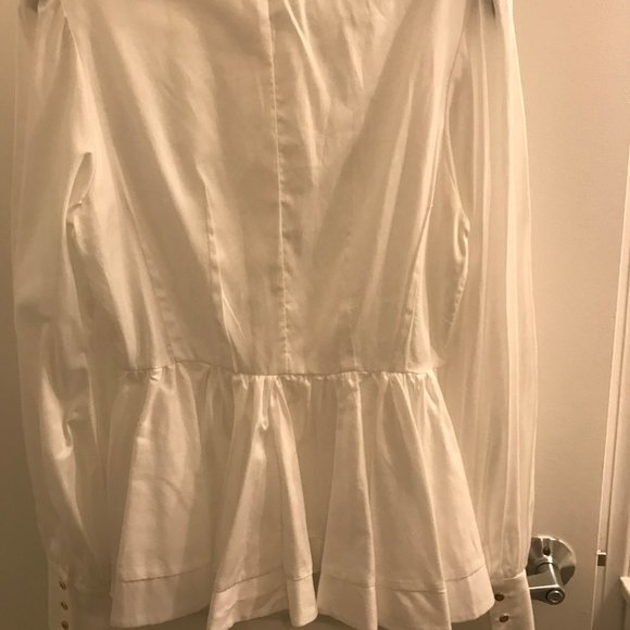 Petersyn White Cotton Blouse With Peplum In the Back - Picture 2 of 10